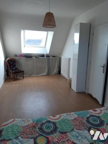 Maison T7 à vendre à PONTIVY (56300), Morbihan (56), à 2 pas des commerces, proche du centre-vi...