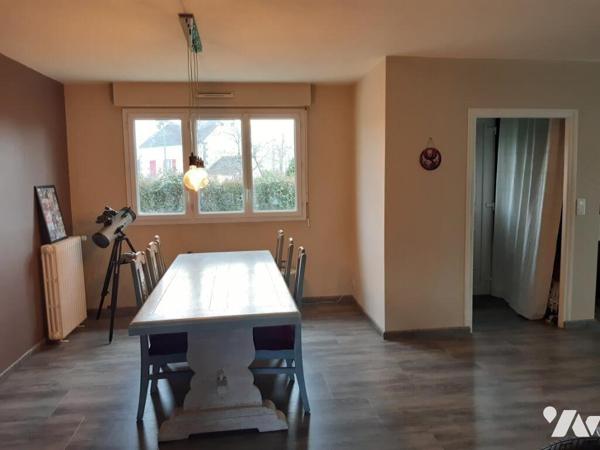 Maison T7 à vendre à PONTIVY (56300), Morbihan (56), à 2 pas des commerces, proche du centre-vi...