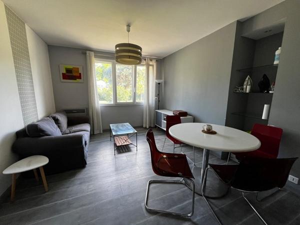 Appartement à vendre 191 700 € Vénissieux 4 p 62 m² DPE C