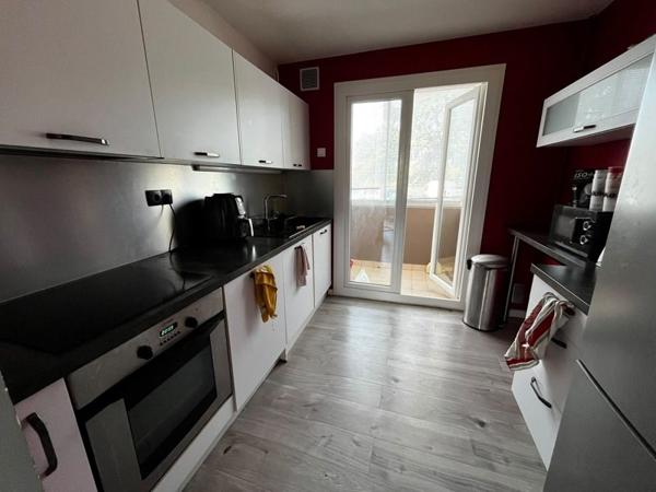 Appartement à vendre 191 700 € Vénissieux 4 p 62 m² DPE C