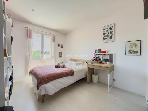 Vente                                                      Villa
                        
                     5 pièces                      143 m2                     à Vidauban