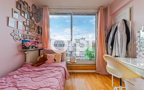 Appartement à vendre    3 pièces • 66 m2 Paris 11