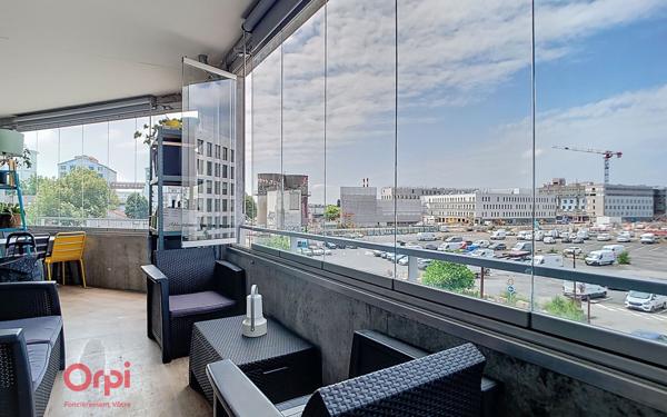 Appartement à vendre    3 pièces • 65,60 m2 Nantes