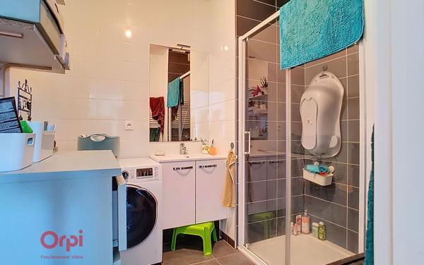 Appartement à vendre    3 pièces • 65,60 m2 Nantes