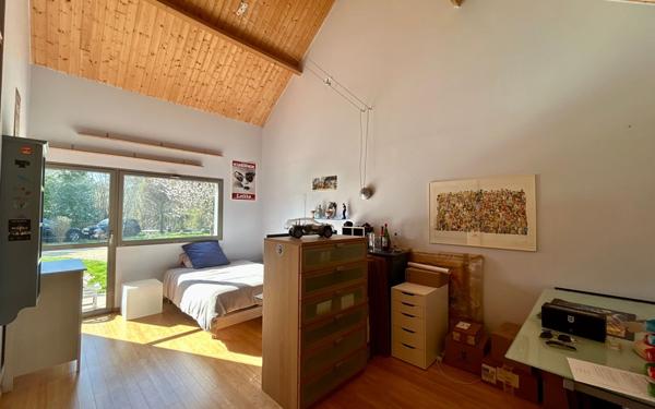 Maison à vendre    5 pièces • 246,48 m2 Gouvernes