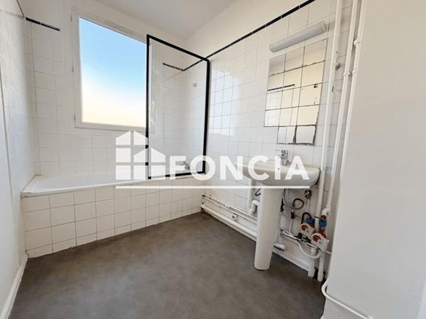 Location Appartement 3 pièces 56.78 m² - 5 A 11 AVENUE DE ROBINSON Chatenay Malabry 92290