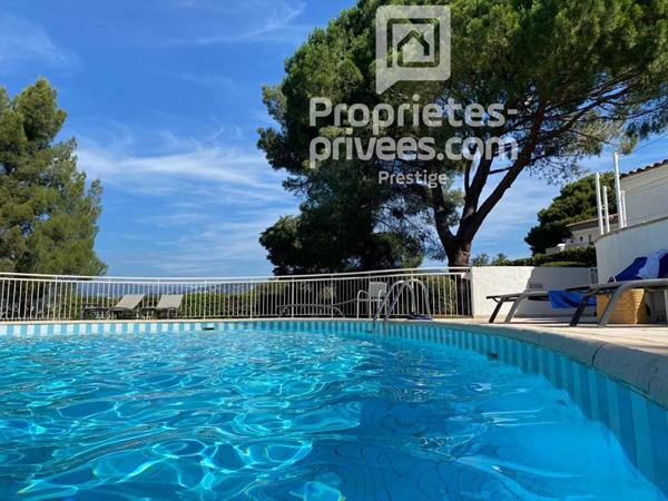 NICE MONT BORON Vue mer exceptionnelle, Appartement 3 pièces avec jardin