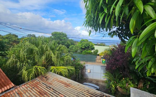 Maison à vendre    3 pièces • 121 m2 Saint-Paul