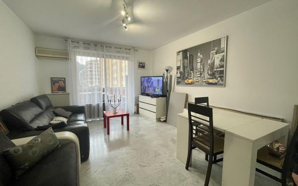 Appartement à vendre    2 pièces • 50,72 m2 Nice