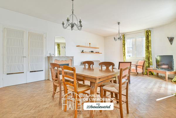 Maison
         8 pièces
        - 194 m²