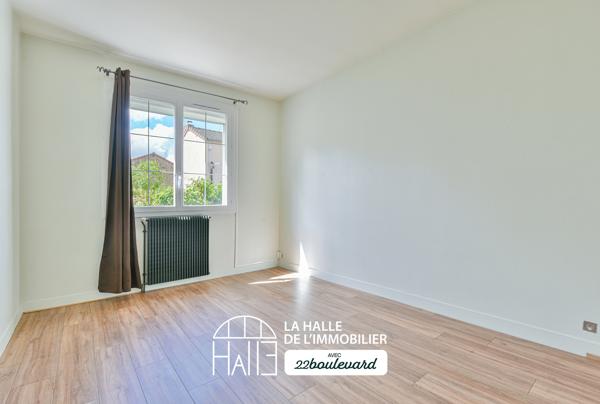 Maison
         8 pièces
        - 194 m²