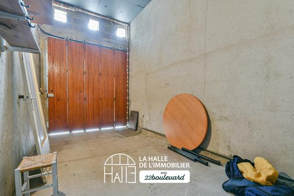 Maison
         8 pièces
        - 194 m²