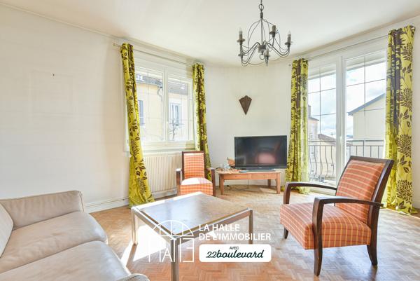 Maison
         8 pièces
        - 194 m²