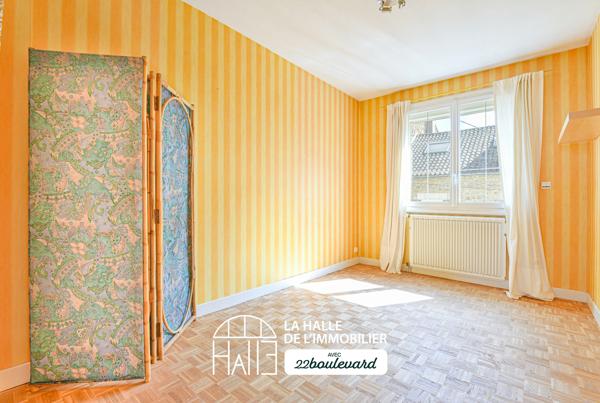 Maison
         8 pièces
        - 194 m²