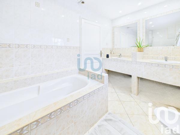 Maison à vendre 5 pièces 172 m² Sainte-Geneviève-des-Bois