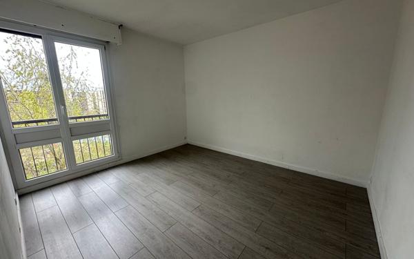 Appartement à vendre    6 pièces • 110 m2 Ris-Orangis