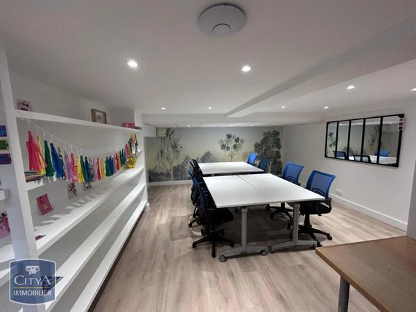 Local commercial à vendre 116.3m²