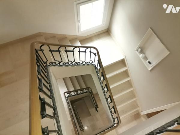 JANZE - Maison de 208 m² hab., 5 chambres, terrain de 829 m²