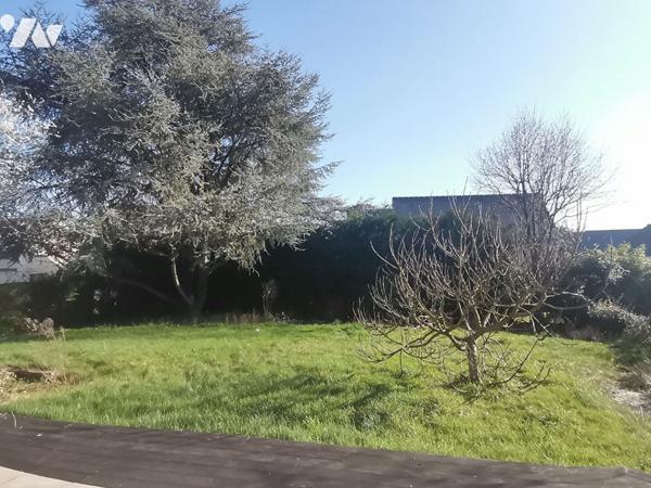 JANZE - Maison de 208 m² hab., 5 chambres, terrain de 829 m²