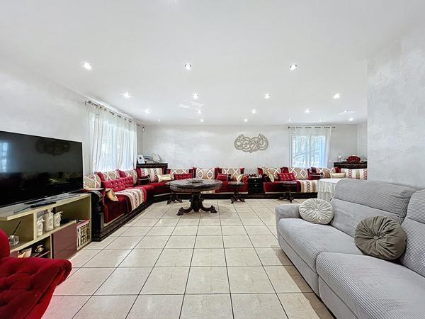 EXCLUSIVITE - MAISON DE 140 M² SUR 723 M² DE TERRAIN