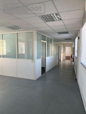 Local professionnel à louer à Pierrelatte dans la Drôme (26700), ref : 26060-L72