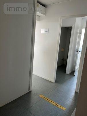 Local professionnel à louer à Pierrelatte dans la Drôme (26700), ref : 26060-L72