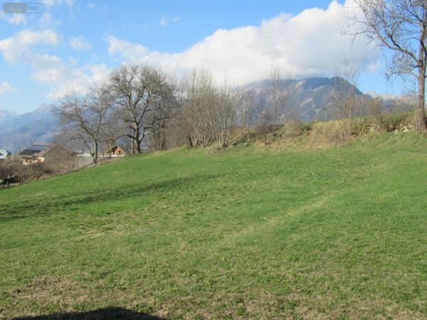 Terrain à Batir à vendre à Risoul dans lesHautes-Alpes (05600), ref : SOUS PROMESSE DE VENTE / VENDU   
Le Girard