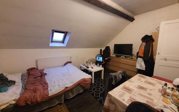 Immeuble à vendre    12 pièces • 180 m2 Amiens