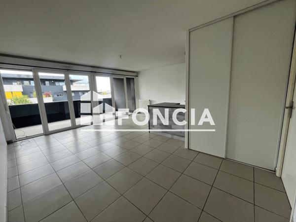 Location Appartement 3 pièces 68.7 m² - 14 RUE HENRI DESCOT Cenon 33150