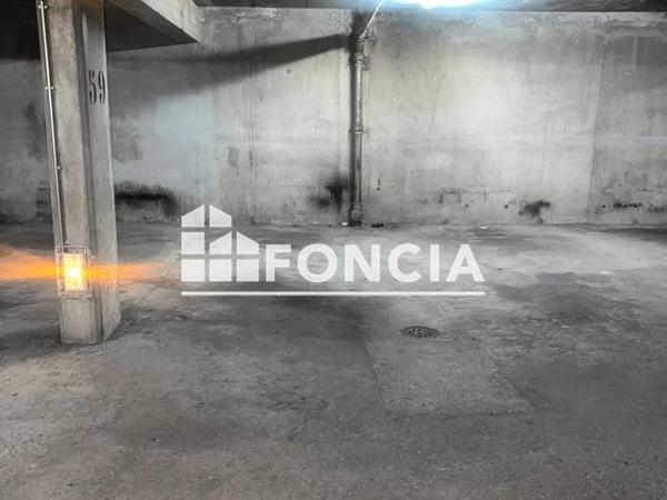 Location Parking - 19 RUE CHARLES CHENU Puteaux 92800