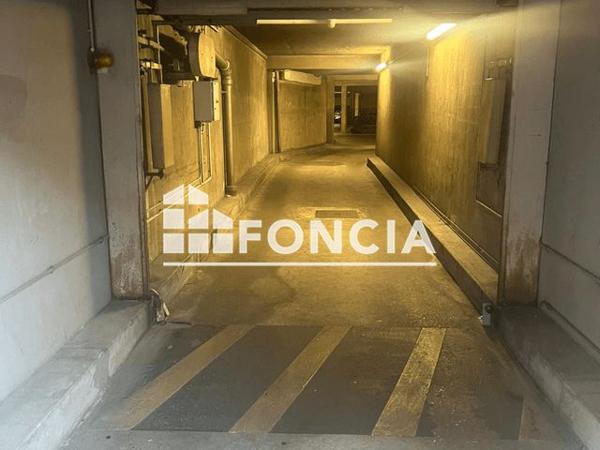 Location Parking - 19 RUE CHARLES CHENU Puteaux 92800