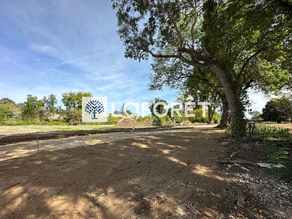 Achat terrain près de GEMOZAC - 412 m² - 39 200 €