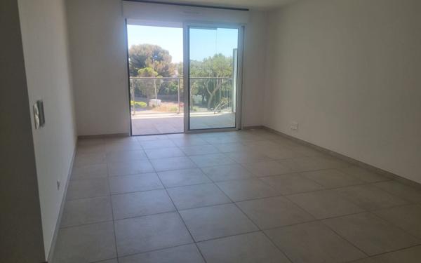 Appartement à vendre    3 pièces • 68,30 m2 Saint-Laurent-du-Var