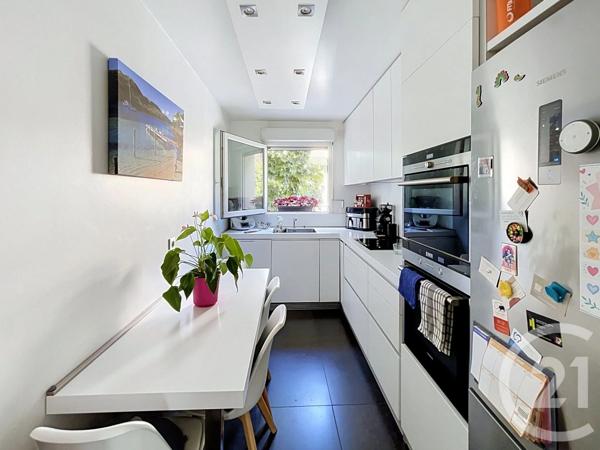 Appartement F4 à vendre  4 pièces - 89,35 m 2   LA GARENNE COLOMBES  - 92