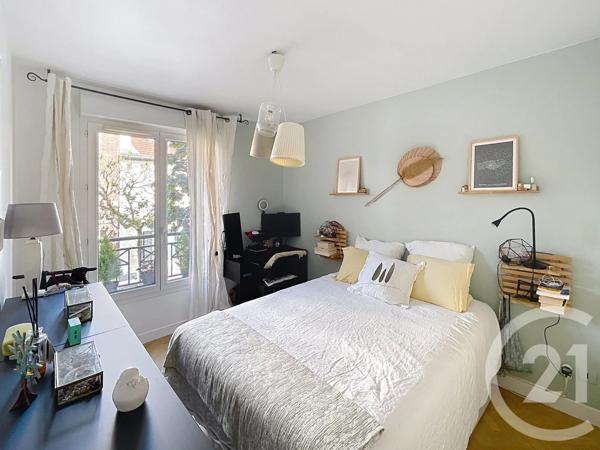 Appartement F4 à vendre  4 pièces - 89,35 m 2   LA GARENNE COLOMBES  - 92