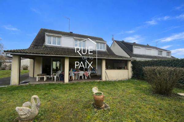 86100 CHATELLERAULT À VENDRE Maison familiale avec terrasse couverte, sans vis-à-vis