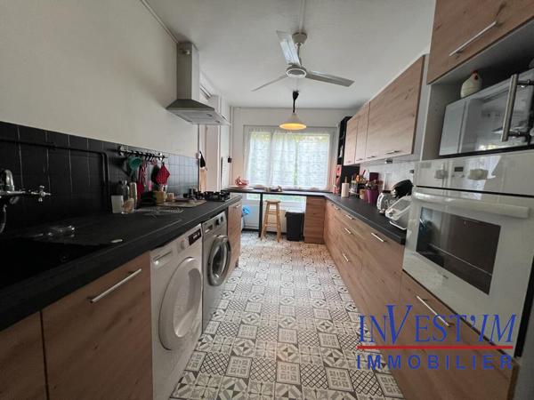 LOCATION T4 , Oullins LOCATION T4 , Oullins