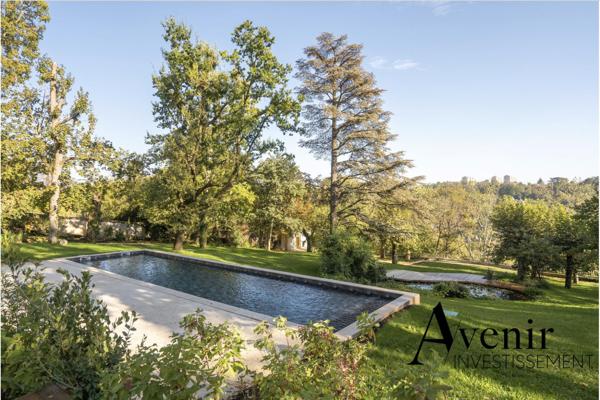 PROPRIETE DE PRESTIGE - 562 M2 - PARC 6640 M2 - PISCINE Lyon PROPRIETE DE PRESTIGE - 562 M2 - PARC 6640 M2 - PISCINE Lyon