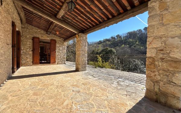 Maison à vendre    4 pièces • 101,41 m2 Grasse