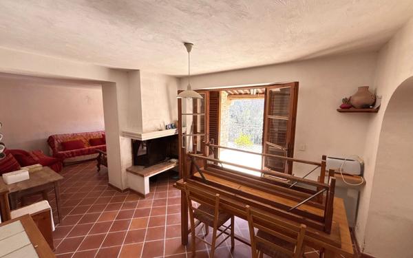 Maison à vendre    4 pièces • 101,41 m2 Grasse