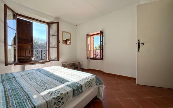 Maison à vendre    4 pièces • 101,41 m2 Grasse