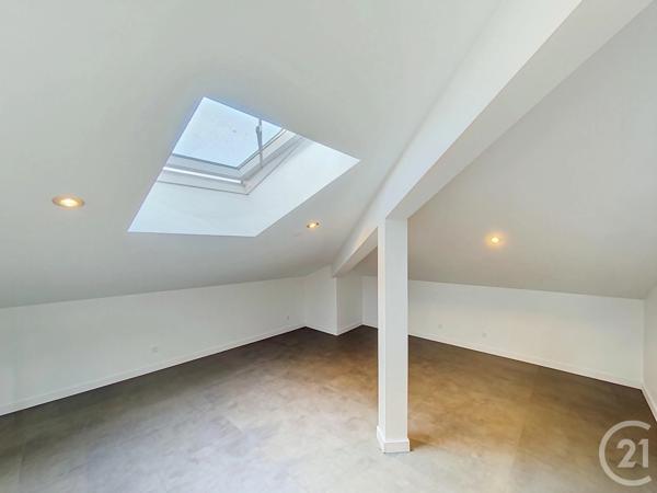 Appartement T3 à vendre  4 pièces - 61,42 m 2   LE PUY EN VELAY  - 43