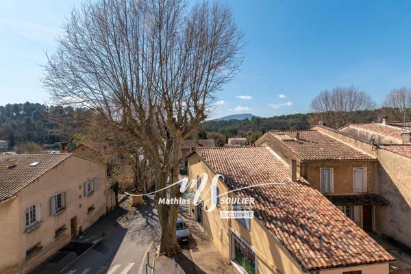 Appartement T3 de 64,5 m² rénové centre Jouques