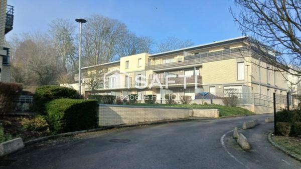 QUARTIER CALME - RESIDENCE SECURISEE AVEC ASCENCEUR