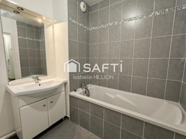 QUARTIER CALME - RESIDENCE SECURISEE AVEC ASCENCEUR