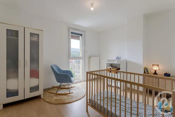 Maison à vendre  7 pièces - 127,62 m 2   RUMILLY  - 74