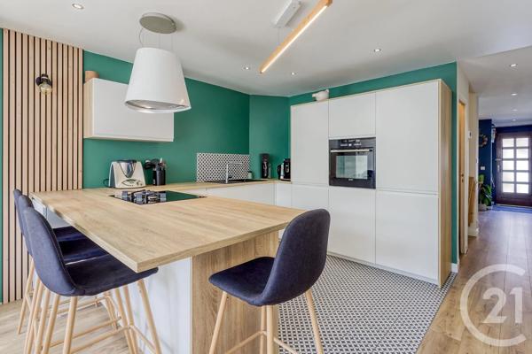 Maison à vendre  7 pièces - 127,62 m 2   RUMILLY  - 74