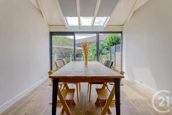 Maison à vendre  7 pièces - 127,62 m 2   RUMILLY  - 74