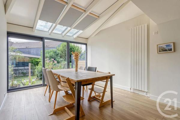 Maison à vendre  7 pièces - 127,62 m 2   RUMILLY  - 74