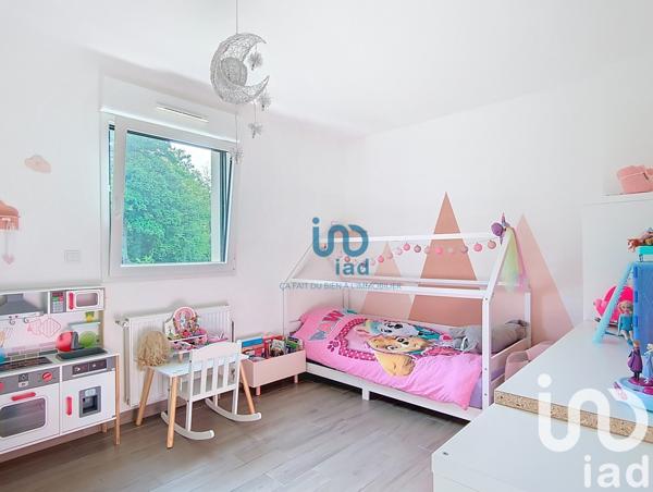 Maison 5 pièces de 98 m² à Fontenay-Trésigny (77610)